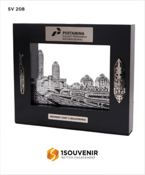 Souvenir Frame Refinery Unit V...