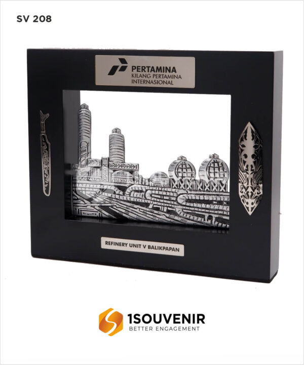 SV208 Souvenir Frame Refinery Unit V