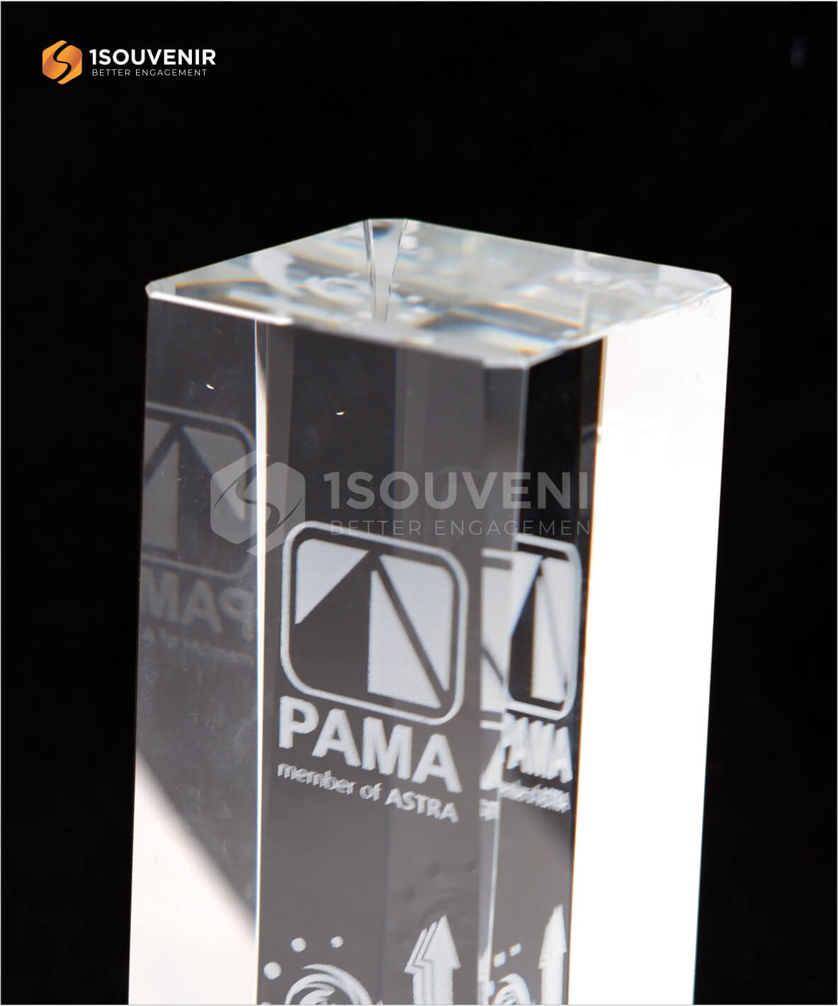 DETAIL-PKR204 Plakat Kristal PAMA Innovation Convention