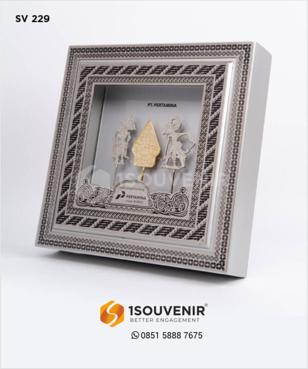 SV229 Souvenir Frame Pertamina Hulu Energi - model wayang