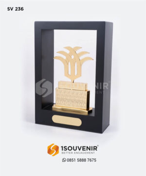 Souvenir Frame Kementerian Investas...