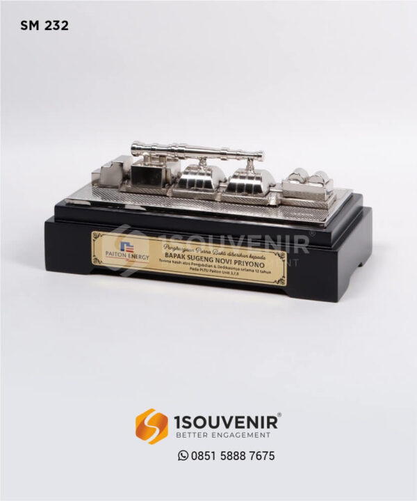 SM 232 Miniatur PLTU Paiton Energy