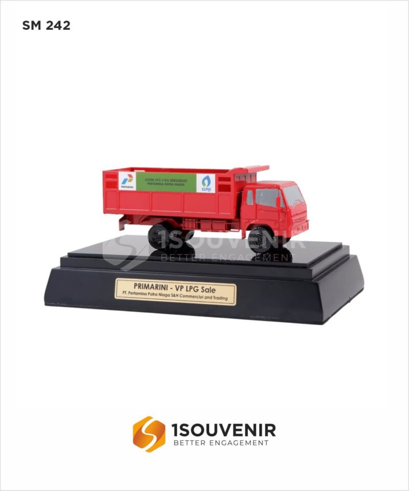 SM242 Souvenir Miniatur Truk LPG Pertamina Patra Niaga