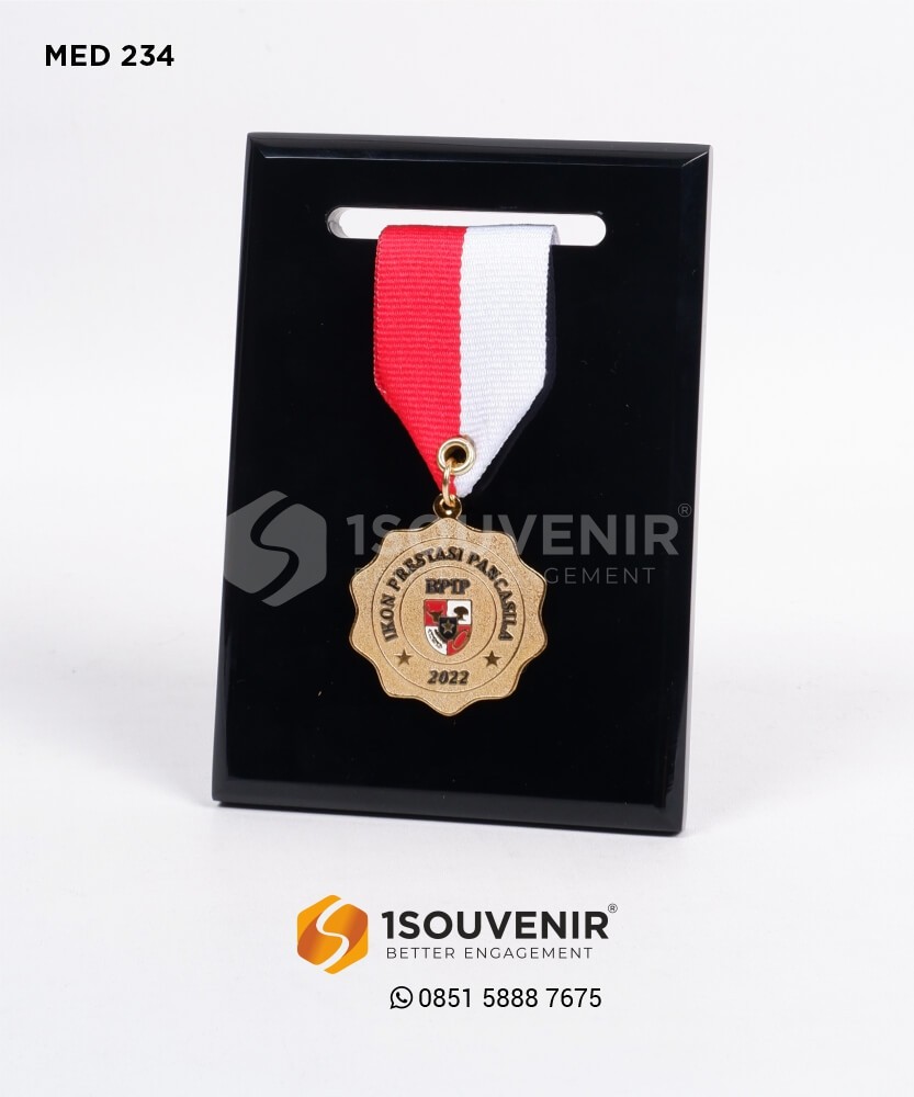MED234 Medali Ikon Prestasi Pancasila 2022