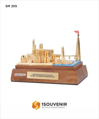 SM255 Souvenir Miniatur Production II RU IV Cilacap
