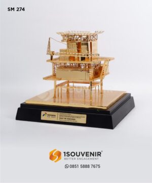 Souvenir Miniatur PHE ONWJ