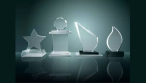 cinderamata adalah - cinderamata artinya - apa itu cinderamata - contoh cinderamata