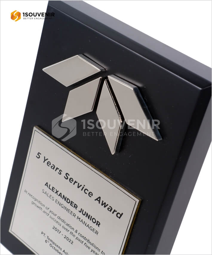 Plakat Kayu 5 Years Service Award