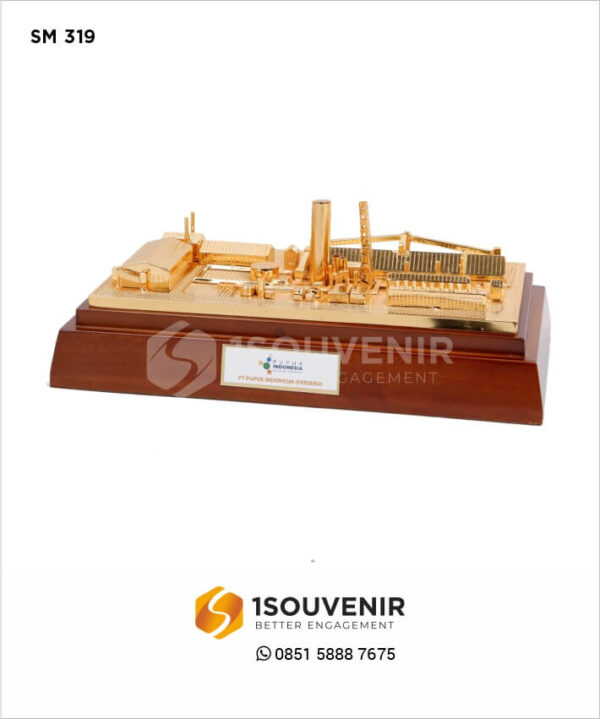 SM319 Miniatur PT Pupuk Indonesia