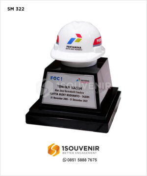 Miniatur Helm Pertamina