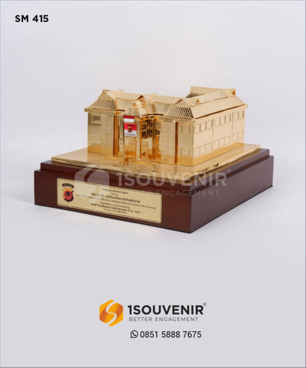 SM415 Miniatur Bangunan Kepolisian Resor Karawang