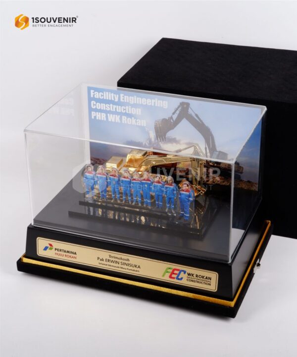 DETAIL2_SM437 Miniatur Excavator PT Pertamina Hulu Rokan Riau