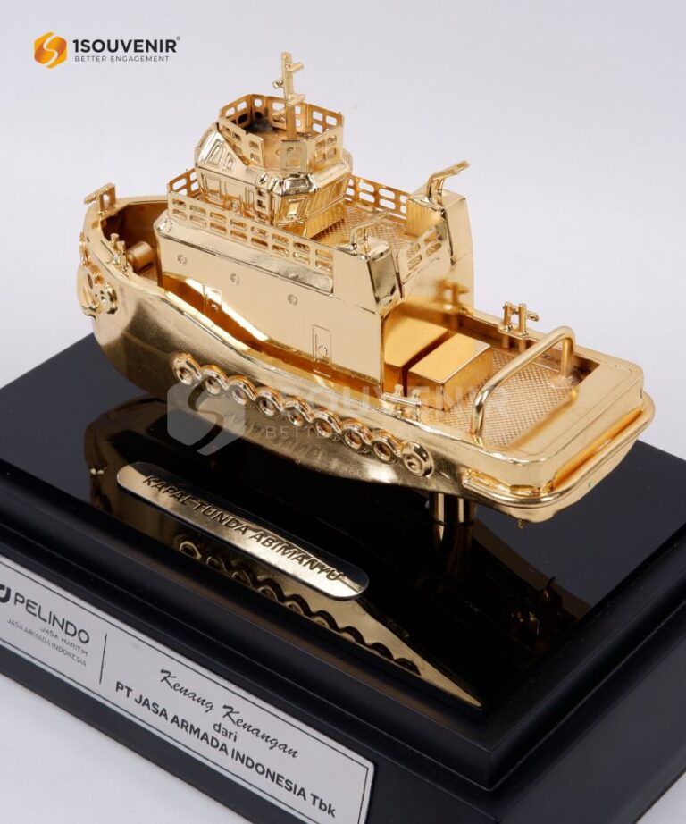 Miniatur Kapal Tunda Abimanyu PT Jasa Armada Indonesia