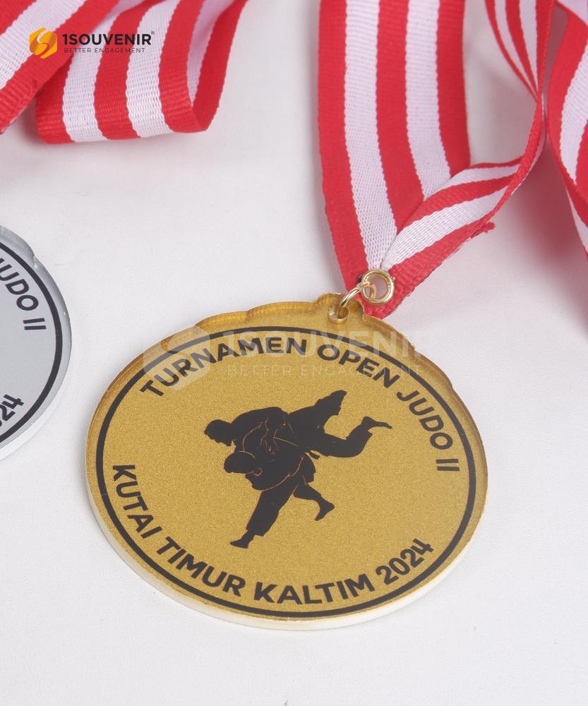 DETAIL_MED282 Medali Akrilik Turnamen Open Judo II Pemda Kutai Timur