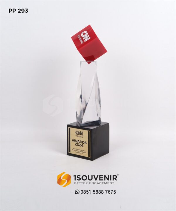 PP293 Trophy Award Resin CNN Indonesia Award 2024 Best Digital Innovation