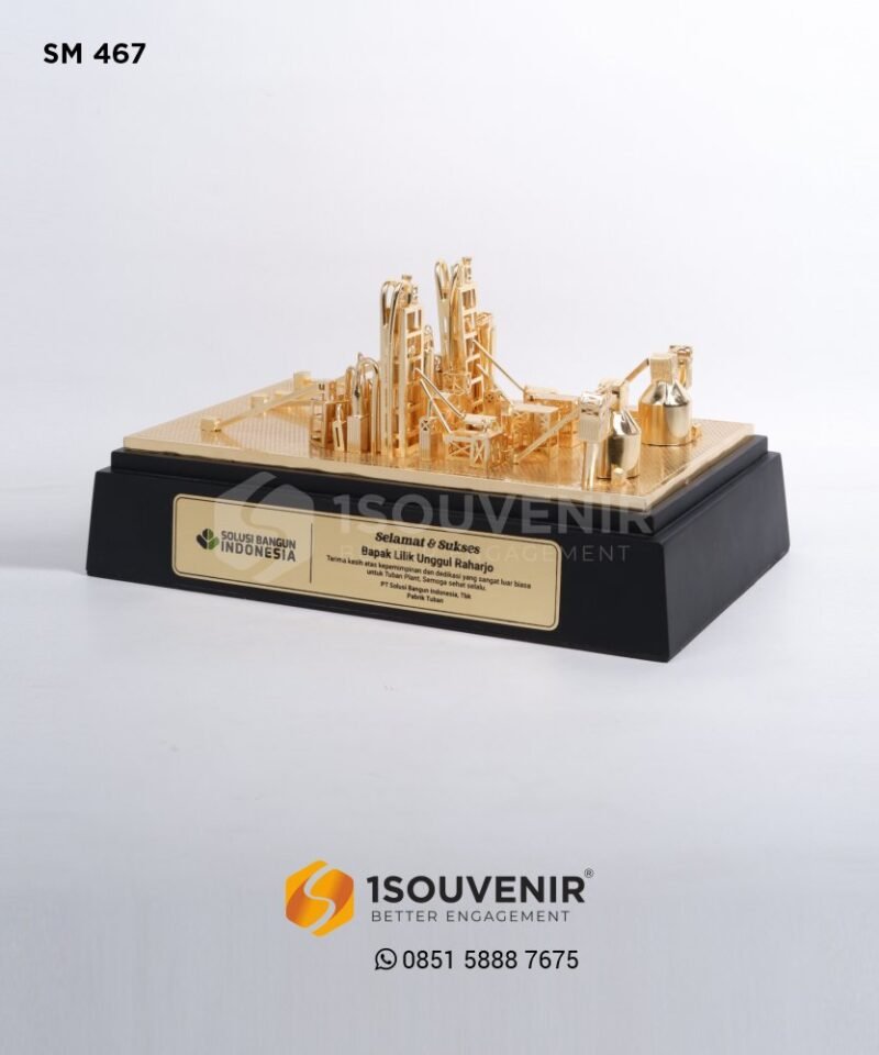 SM467 Souvenir Miniatur Pabrik Semen Tuban PT Solusi Bangun Indonesia