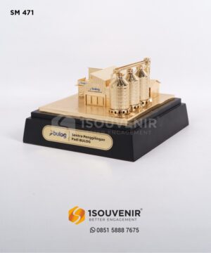 Miniatur Gedung Sentra Penggilingan...