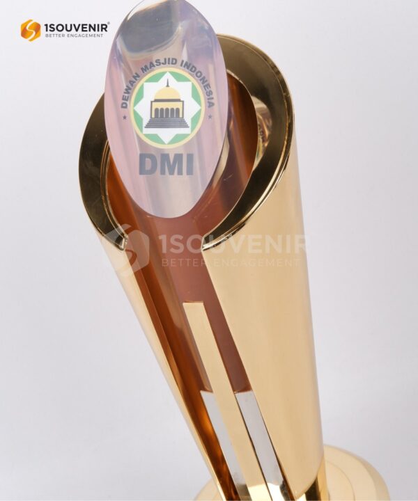 DETAIL_PP318 Piala Penghargaan Juara Umum DMI Award Kec. Cileungsi