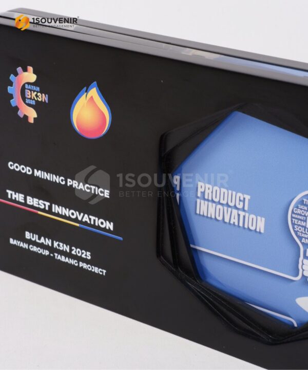 DETAIL_PAK284 Plakat Wafer The Best Innovation Bulan K3 2025 Bayan Group