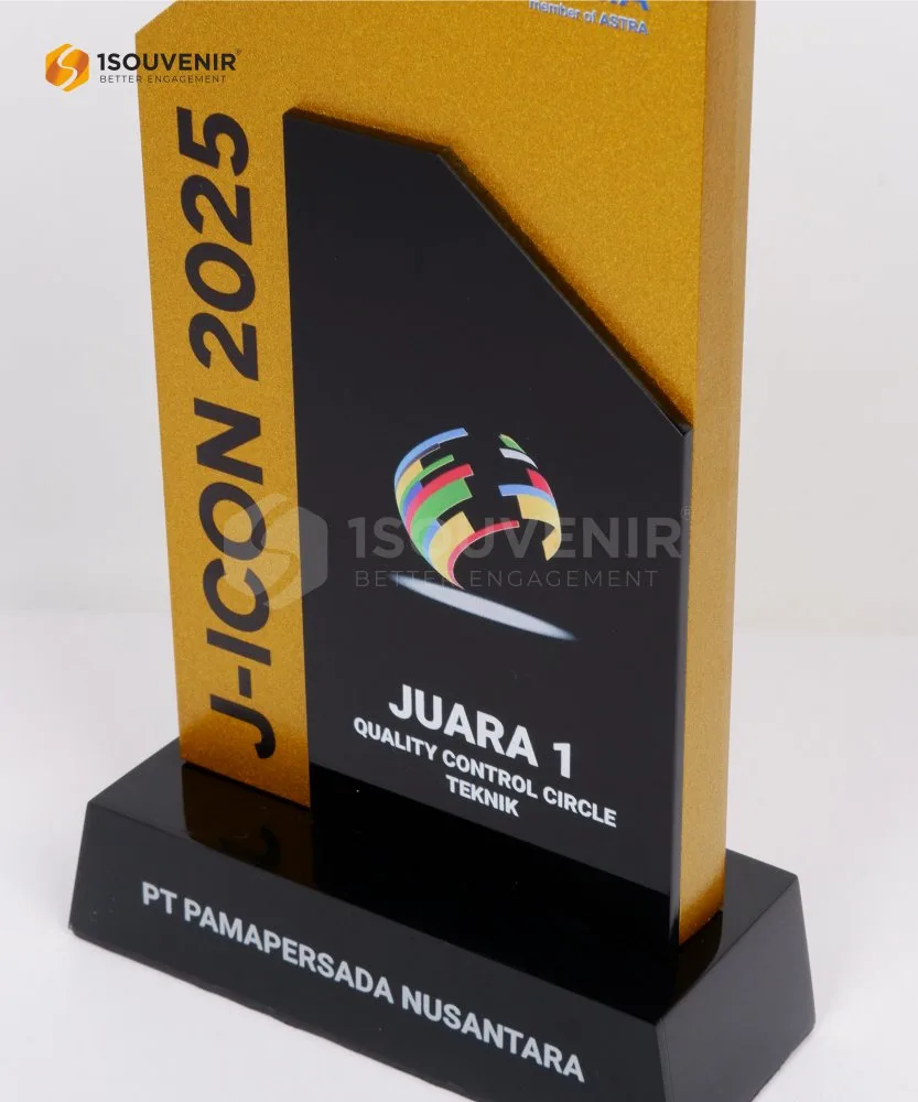 DETAIL-PA662 Plakat Akrilik J-ICON 2025