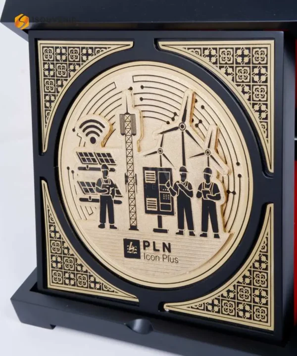 DETAIL-PK568 Plakat Kayu Logam PT PLN Jabar