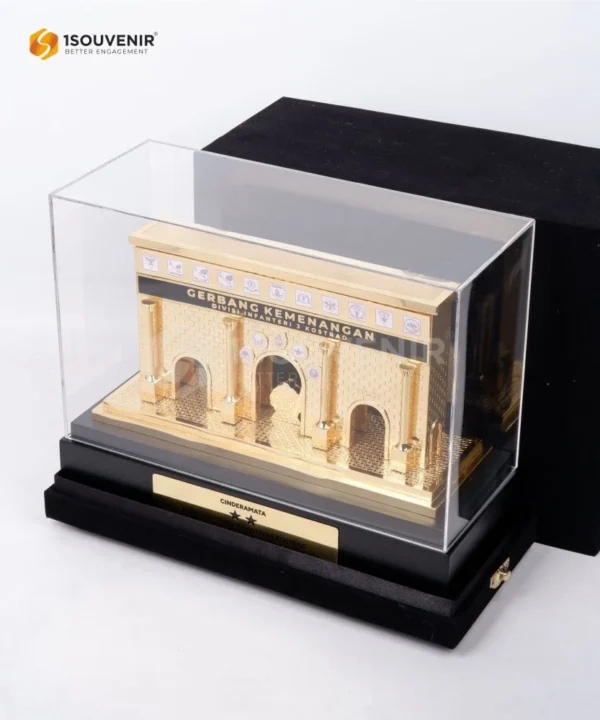 DETAIL2-SM542 Miniatur Gerbang Kemenangan