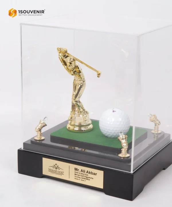 DETAIL2-TG213 Piala Golf Hole in One Club