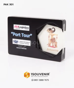 Plakat Akrilik Kayu Port Tour ...