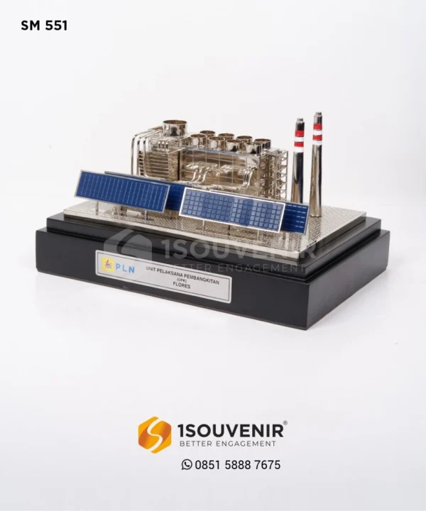 SM551 Miniatur PLN Flores