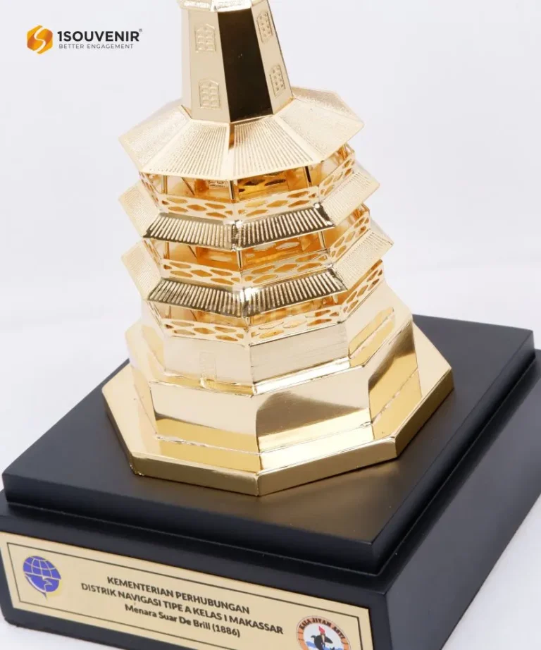 DETAIL-SM558 Miniatur Menara Suar De Brill