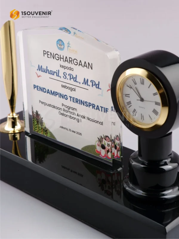 DETAIL-PJH309 Plakat Pen Holder Pendamping Terinspiratif