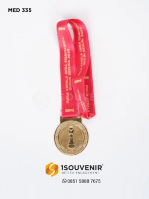 Medali Penghargaan Piala Kepala Des...