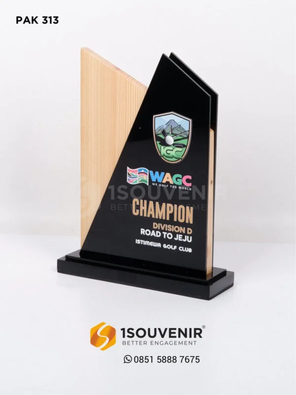 PAK313 Plakat Kayu Akrilik IGC Champion