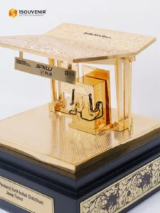 DETAIL-SM568 Miniatur SPKLU PLN Jatim (1)