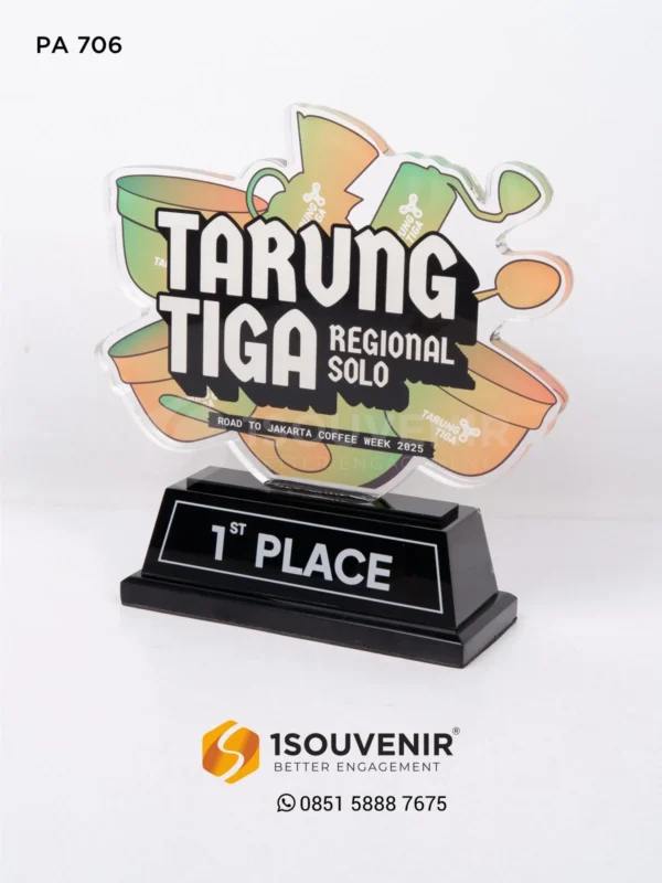 PA706 Plakat Akrilik Tarung Tiga