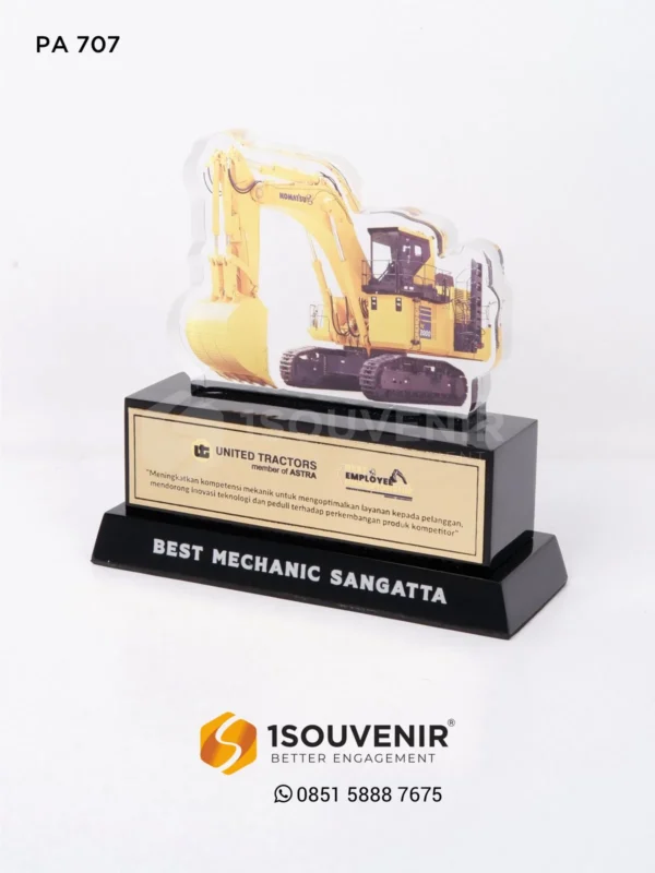 PA707 Plakat Akrilik Best Mechanic Sangatta