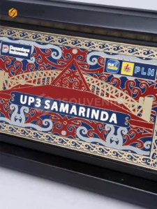 DETAIL-PK613 Plakat Kayu PLN UP3 Samarinda