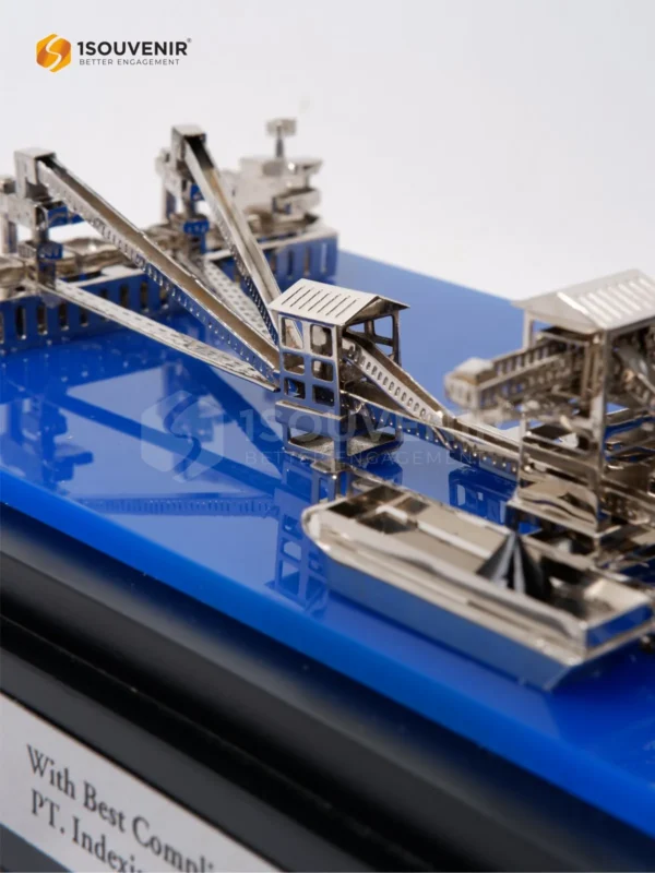 DETAIL-SM581 Miniatur PT Indexim Coalindo