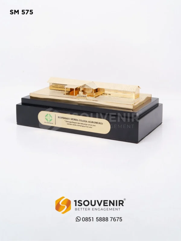 SM575 Miniatur Gudang Pusat Koperasi