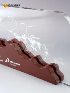 DETAIL-PAK325 Plakat Kayu Akrilik Pertamina PHE ONWJ