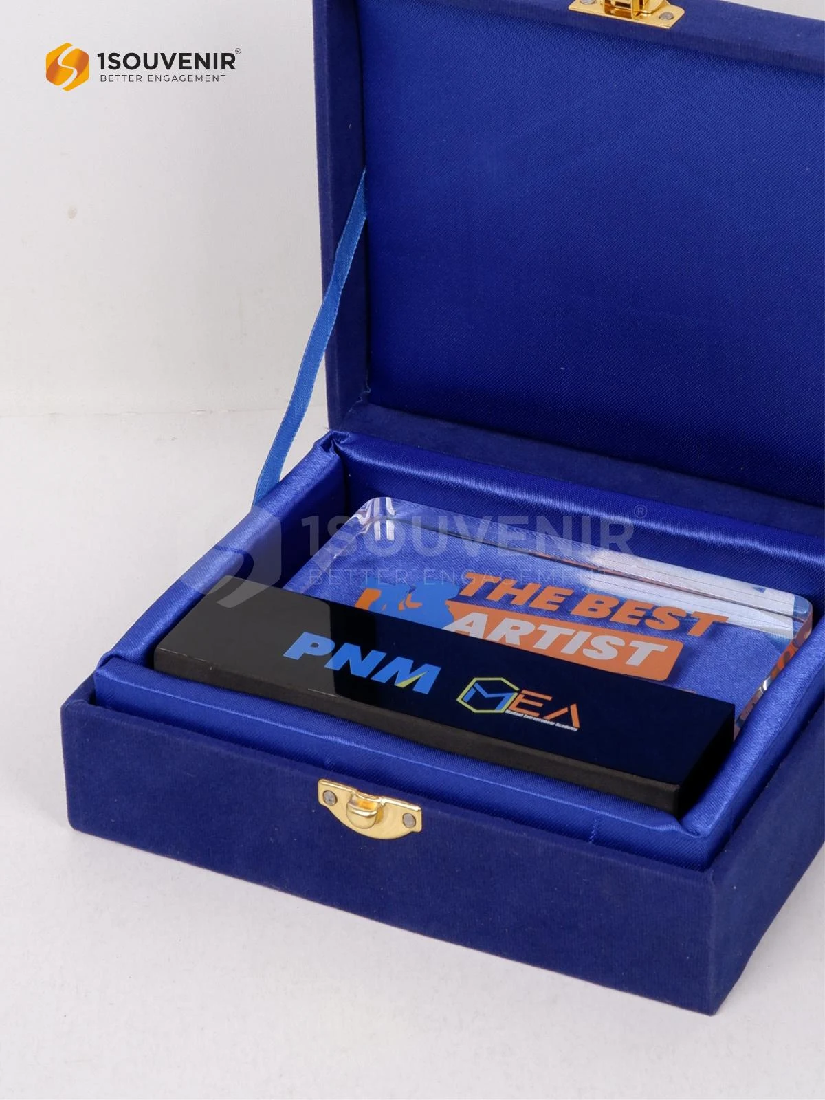 Plakat Akrilik The Best Artist MEA 2025 Penghargaan dari PNM MEA DETAIL2-PA724 Plakat Akrilik The Best Artist