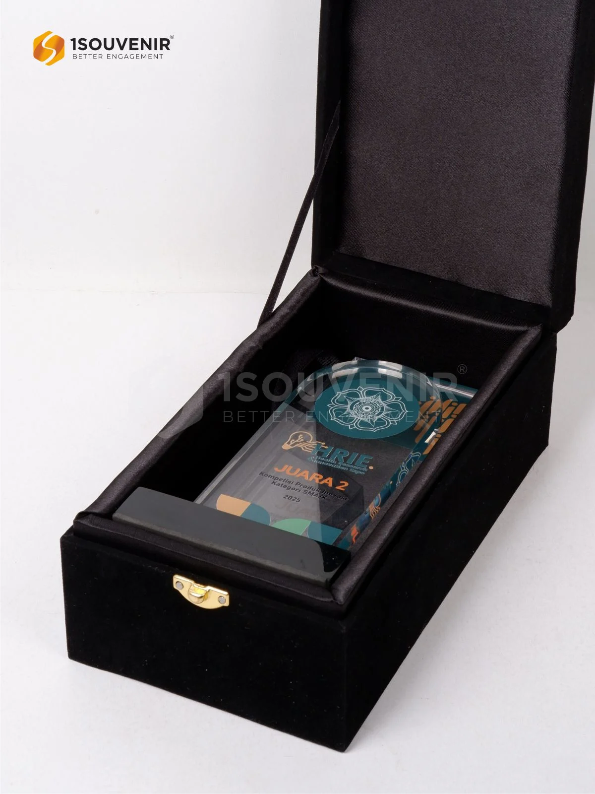 Plakat Akrilik Penghargaan Kompetisi Produk Inovasi Kategori SMA/K Health Research & Innovation Expo DETAIL2-PA727 Plakat Akrilik Kompetisi Produk Inovasi