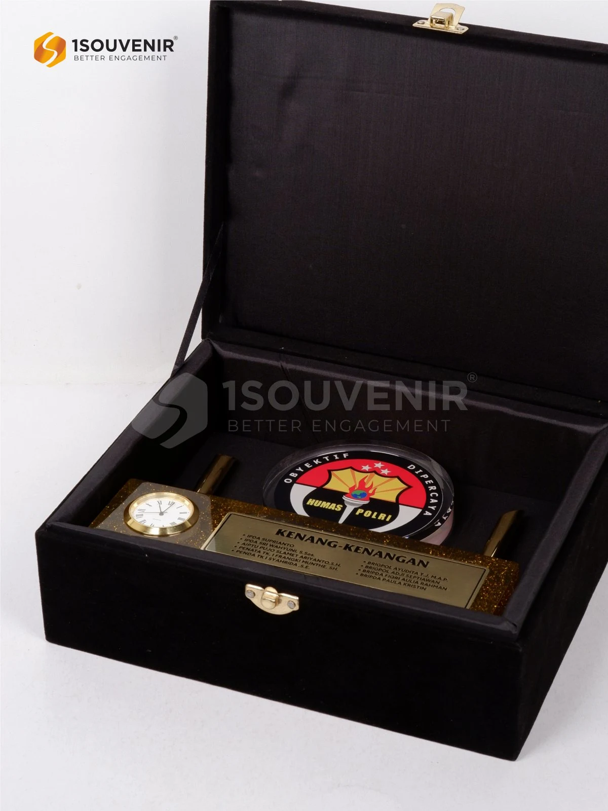 Plakat Jam Pen Holder Kenang-kenangan dari Humas Polri DETAIL2-PJH311 Plakat Pen Holder Humas Polri