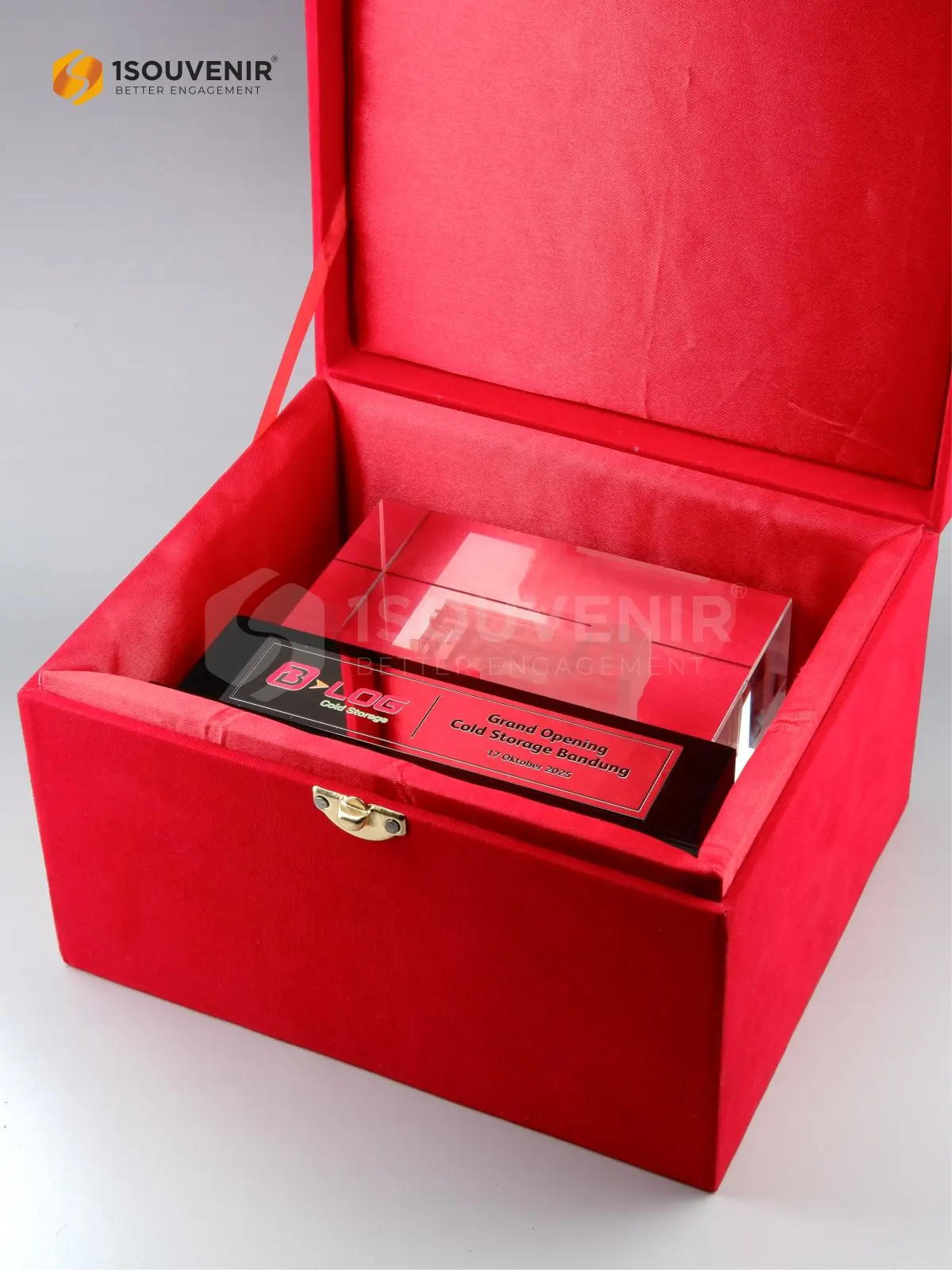Plakat Kristal B-Log Kenang-kenangan Grand Opening Cold Storage Bandung DETAIL2-PKR352 Plakat Kristal B-Log