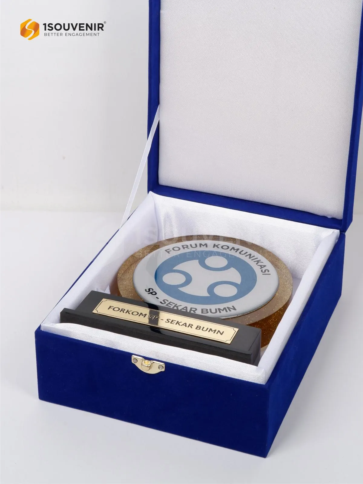 Plakat Resin Kenang-kenangan Forum Komunikasi SP Sekar BUMN DETAIL2-PR332 Plakat Resin Forum Komunikasi
