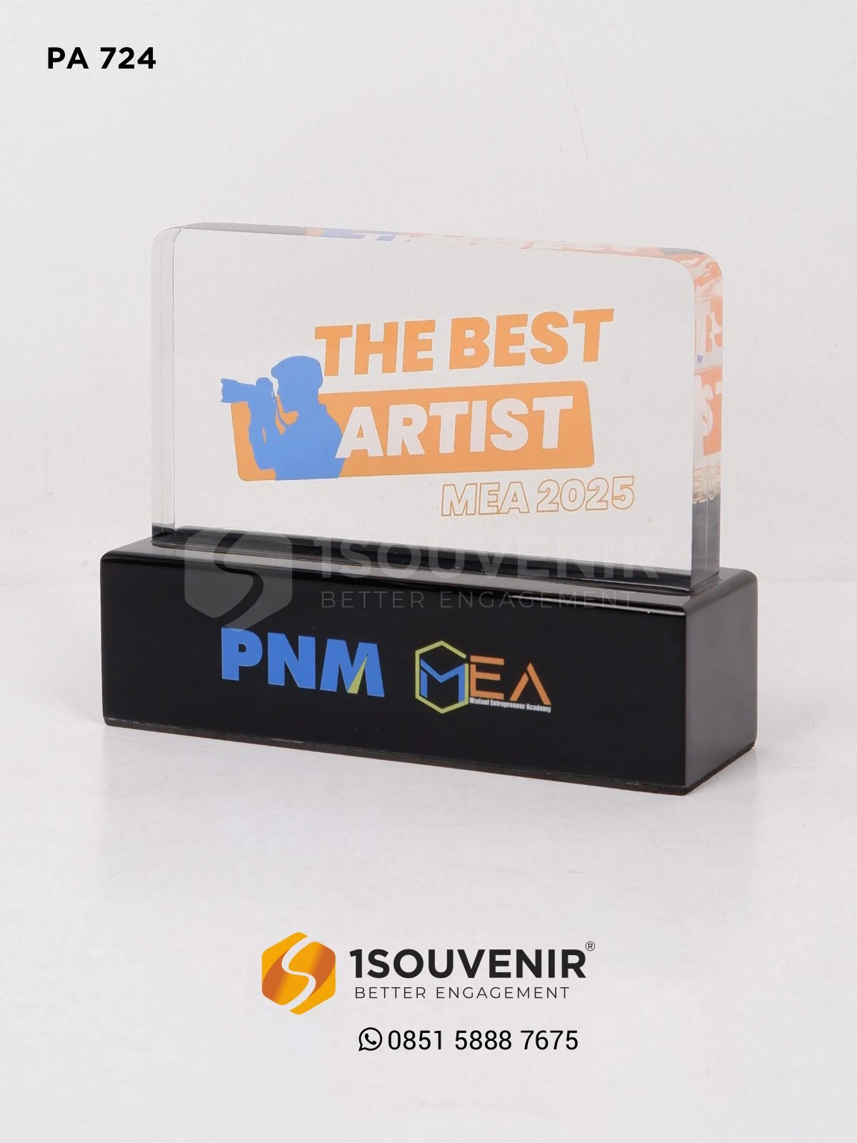 Plakat Akrilik The Best Artist MEA 2025 Penghargaan dari PNM MEA PA724 Plakat Akrilik The Best Artist
