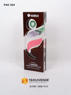 Plakat Kayu Akrilik Penghargaa...