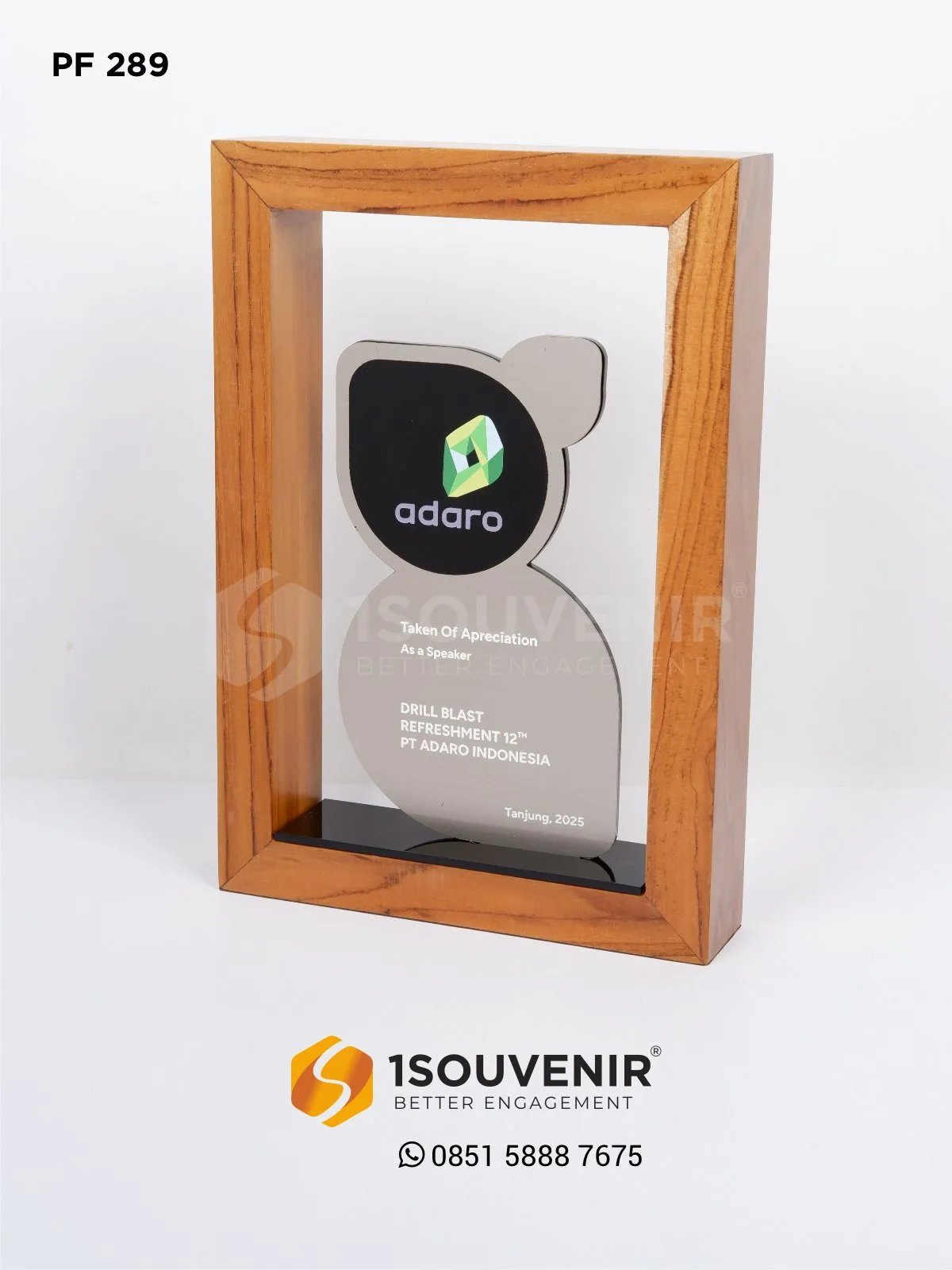 PF289 Plakat Frame Kayu Drill Blast Refreshment