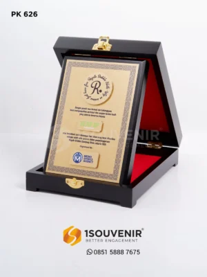 Plakat Kayu Regate Dribble Coa...