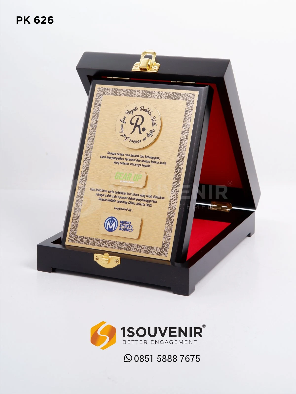 PK626 Plakat Kayu Regate Dribble